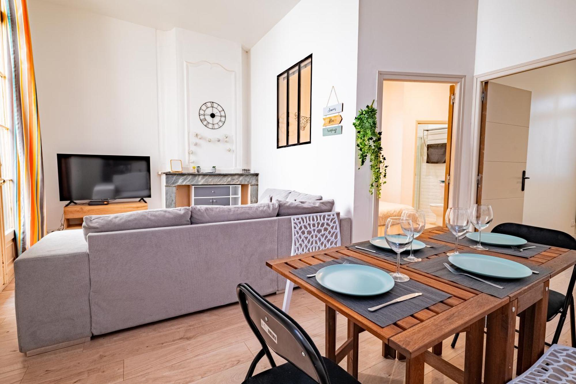 Les Suites Du Castillet Perpignan Eksteriør billede